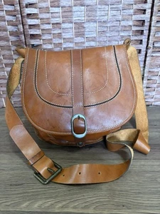 Patricia Nash Barcelona Saddle Bag Brown Leather Adjustable Strap - Picture 1 of 20