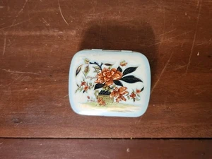 Vintage Tin Lithograph Trinket Box With Hinged Lid - Made in England - Picture 1 of 9