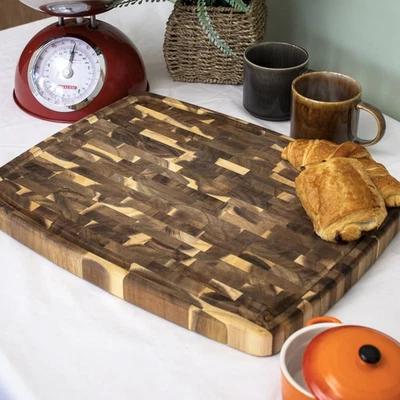 DARTHOME End Grain Acacia Wood Butchers Block Rectangle Thick Wooden Food Chopping Board