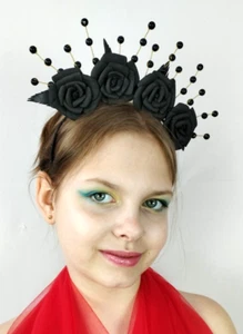 HANDMADE Crown Gothic with black rose flowers, Halloween party, black queen - Picture 1 of 11