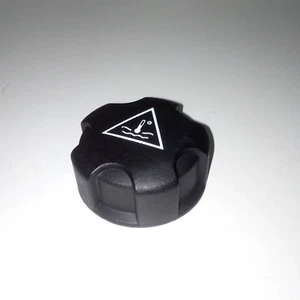 TAPPO PER VASCHETTA RECUPERO ACQUA CITROEN - PEUGEOT PER 1306J5 - Picture 1 of 2