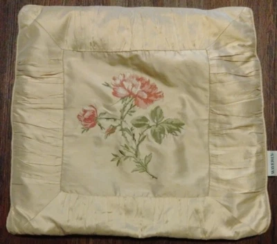 Funda de Almohada Waverly Seda Acento Floral Bordada 17" x 17" Decoración del Hogar Foto 1 de 4