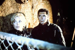 Bats - Fliegende Teufel - Dina Meyer, Bob Gunton - 12 Dias - 5x5cm gerahmt (587) - Picture 1 of 12