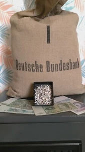 1000mg Echte Schnipsel Deutsche Mark Scheine Geschreddert DM BRD Konvolut - Bild 1 von 2