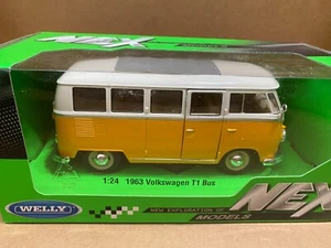 1/24 WELLY VOLKSWAGEN VW CLASSIC BUS 1962 YELLOW-WHITE - Picture 1 of 5