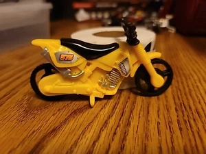 Moto gialla senza marchio 575 - Foto 1 di 2
