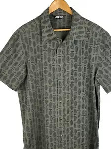 The North Face Men's Size 2XL Olive Green Pinecone Button Up Short Sleeve Shirt - Picture 1 of 7