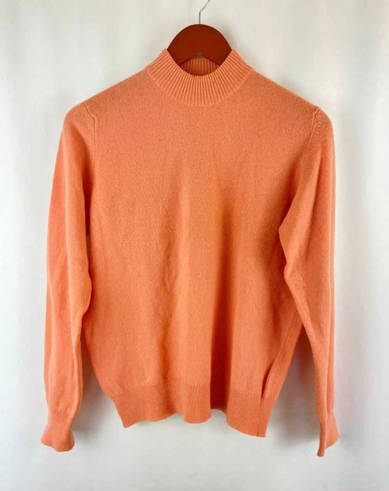 Suéter Lyle & Scott Mujer Talla 40 Melocotón Cuello Simulado Lana de Cordero Hecho en Escocia Foto 1 de 4