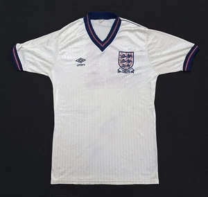 MAGLIA CALCIO ENGLAND U-17 ANNI 80 INDOSSATA/EMISSIONE VINTAGE 1985 FOOTBALL JERSEY TG M - Foto 1 di 18