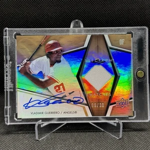 Vladimir Guerrero Sr. 2008 Upper Deck Spectrum Swatches Patch Auto Autograph /30 - Picture 1 of 2
