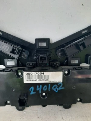 2011-2012 CHEVROLET CRUZE Temperature Control W/O Heated Seat ID 95017054  - Image 1 of 4