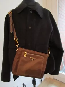 PRADA Nylon Crossbody Bag Tasche, Logo Gold, Umhängetasche/Unisex, wie NEU! - Bild 1 von 9