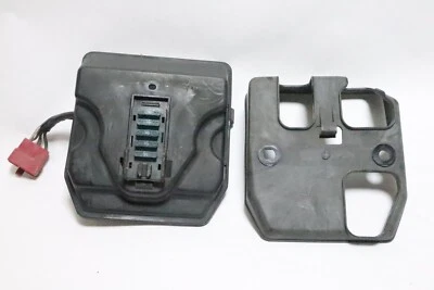 83-86 Honda V65 vf1100 Magna Fusible Frontal Plástico Cubierta Cable Conector Estuche Foto 1 de 4