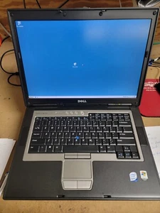 DELL LATITUDE D820 LAPTOP CORE 2 DUO 1GB 120GB HDD WINDOWS XP PROFESSIONAL - Picture 1 of 7
