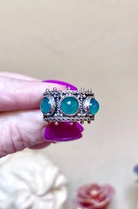 HERMOSO Anillo Vintage Italiano .800 Plata Verde Calcedonia Ornamentado 3 Piedras Banda - Imagen 1 de 12