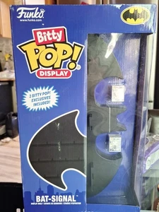 FUNKO Bitty POP! Display: DC Batman Signal Vinyl 2 Bitty Pop Damaged Box - Picture 1 of 4
