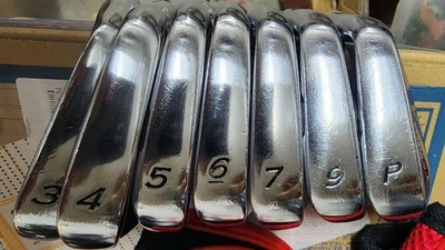 (TaylorMade) Iron Set 8Piece Tour Preferred MB 3-9,PW Flex S Dynamic Gold Steel - Image 1 of 4