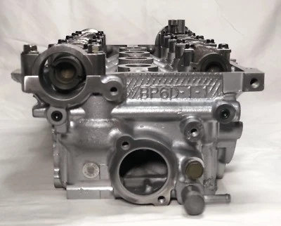 Mazda 1.8 BP6D Miata MX-5 W/VVTI DOHC Cylinder head. Foto 1 de 4