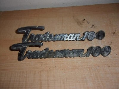 Dodge Van B100 B200 Tradesman 1971-1977 conjunto de emblemas de 100 puertas par OEM Foto 1 de 4