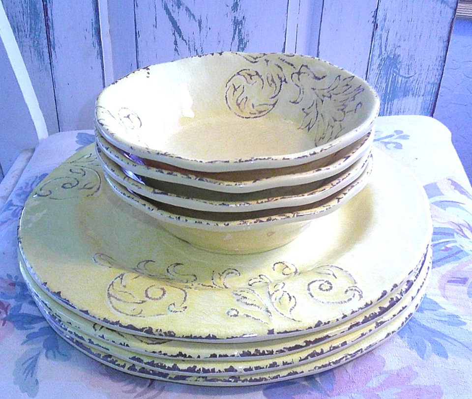 Juego Cynthia Rowley Otoño Amarillo Floral Craquelado Melamina 4 Platos de Cena y 4 Cuencos Foto 1 de 4