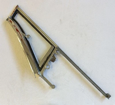 1960-64 Chrysler Hard Top & Conver Left Vent Wing Window Assy Dodge Plymouth - Image 1 of 4