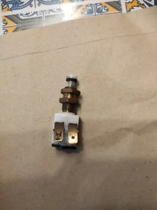 CITROEN VISA BREMSSCHALTER - Bild 1 von 3