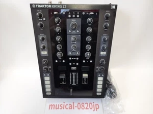 Native Instruments Tractor Control Z2 Mixer DJ - Foto 1 di 5