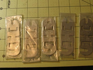 5 Never Used 3-5/16" ECONOMY Delay Renewal Links (300 Amp) Lot K - Picture 1 of 3