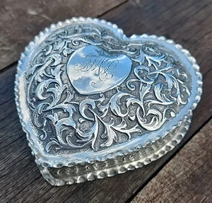 Large Ornate Sterling Silver Jewelery Trinket Heart Box London 1880 Hallmark - Foto 1 di 9