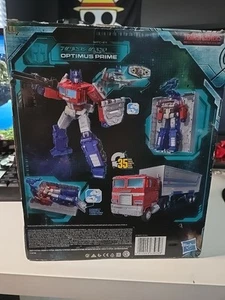 Hasbro Transformers Generations WFCE Optimus Prime Leader Action Figure NEW - Picture 1 of 7