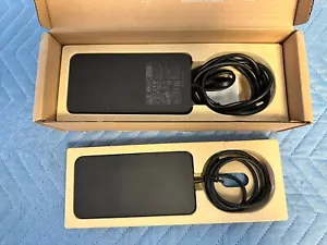 Microsoft Surface Thunderbolt 4 Docking Station ad alta velocità con alimentatore - Foto 1 di 12