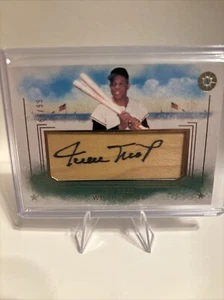 Willie Mays 2024 Panini #27 Boys of Summer Auto Fabric of the Game Leather 66/99 - Picture 1 of 2