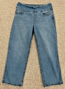 Gloria Vanderbilt Women's All Around Slimming Effect Pull On Crop Jeans - Size 6 - Picture 1 of 9