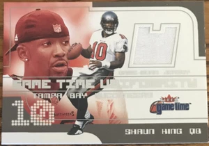 2001 Fleer Game Time Uniformity Shaun King #17 Tampa Bay Buccaneers - Picture 1 of 2