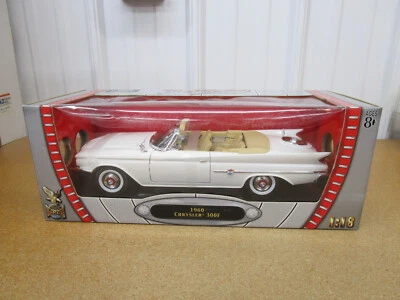 1960 Chrysler 300F 300 F 1/18 Road Signature diecast White box convertible car N - Image 1 of 4