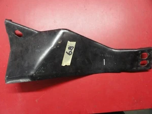 88-96 Corvette soporte delantero izquierdo para caseta de ruedas GM 14104035 C40774-1** - Imagen 1 de 2