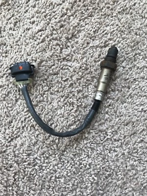 Датчик кислорода 02 11 12 13 14 15 16 от оригинального производителя Chevrolet Cruze 55572216 0258010216  - Изображение 1 из 4