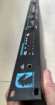 Reloj digital MOTU Foto 1 de 4