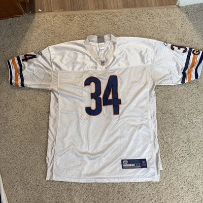 Camiseta de futebol Chicago Bears #34 Walter Payton Reebok branca tamanho 54 - Imagem 1 de 4