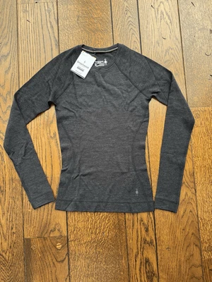Smartwool Women’s Merino 250 Baselayer Top Charcoal Heather Small NWT - Image 1 of 4