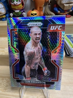 Cub Swanson Hyper Prizm 2022 Panini Prizm UFC #141 - Image 1 of 4
