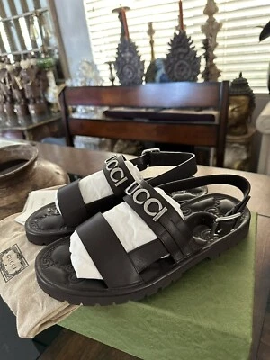 NUEVO EN CAJA Sandalias Gucci Monograma Logo Para Hombre Marrón Talla 10G (10.5 EE. UU.) Foto 1 de 4