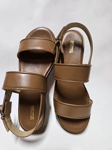 Sandalia MICHAEL Michael Kors Plataforma Cuero y Logo Talla 11 - Imagen 1 de 7