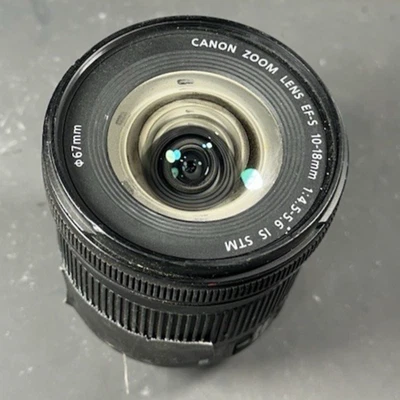 CANON Zoom Lens EF-S 10-18MM 1:4.5-5.6 IS STM Macro - For Parts, dust under lens - Image 1 of 3