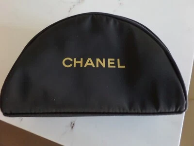 New Latest CHANEL makeup case black with zipper opening. - Image 1 of 3