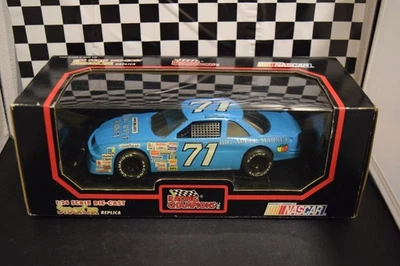 1991 Racing Champions Dave Marcis #71 Mike Miller's Big Apple Market 1:24 Scale - Image 1 of 4