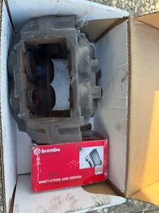 1990 96 Nissan 300ZX Z32 ALUMINUM Sumitomo DRIVER PASSENGER 30MM Brake Calipers - Picture 1 of 2