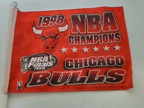 Vintage 1998 Chicago Bulls NBA Champions Cloth Car Flag 2 sided Finals Cover