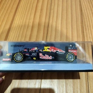 Minichamps 1/43 Red Bull RB8 2012 Sebastian Vettel Diecast Model Car F1 - Picture 1 of 5