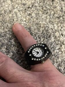 BOZHI Black Quartz Crystal Finger Ring Watch